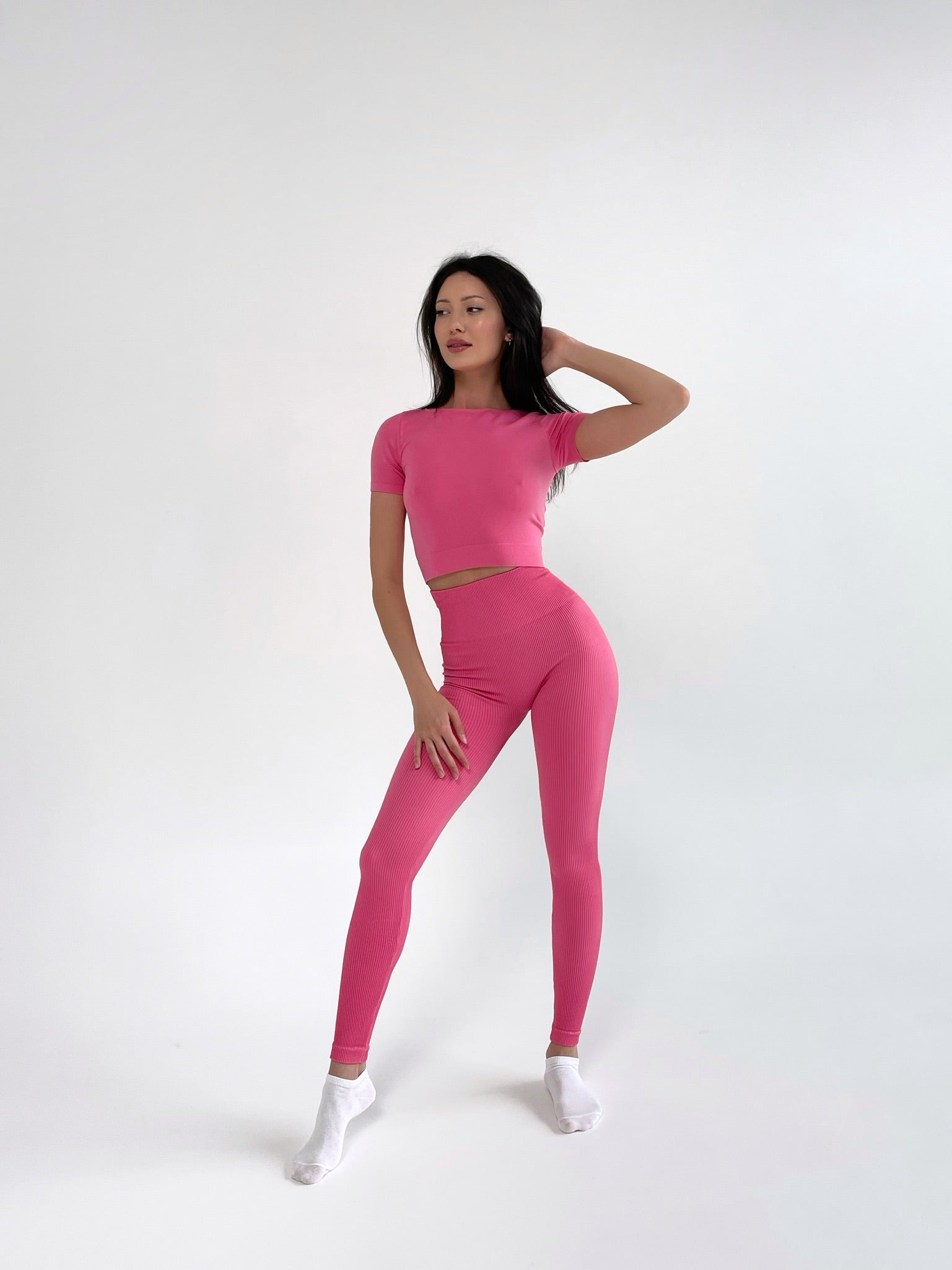 Seamless Cropped Short Sleeve Top in Bubblegum