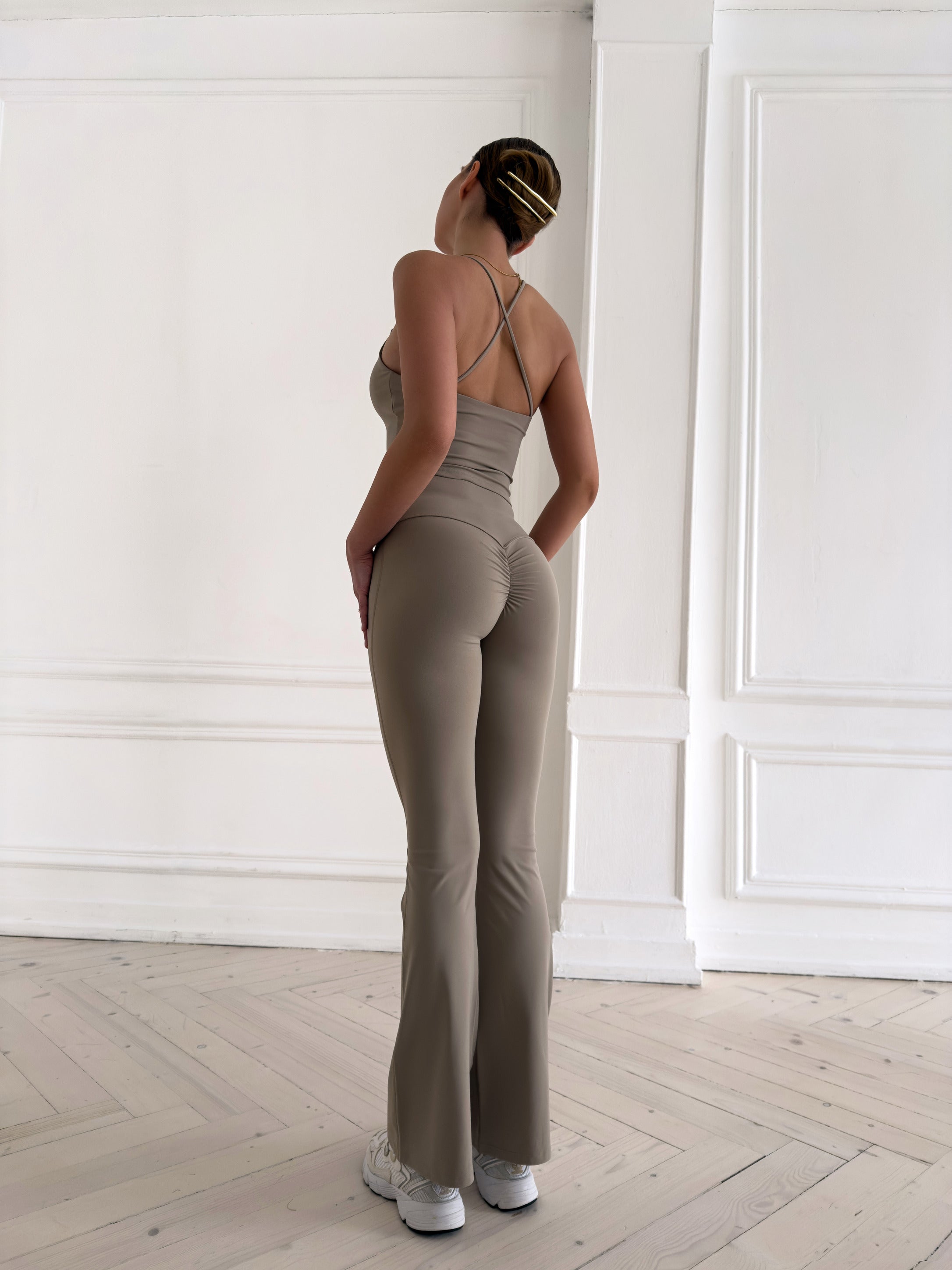 Diva Strappy Built-In Bra Tank in Nude