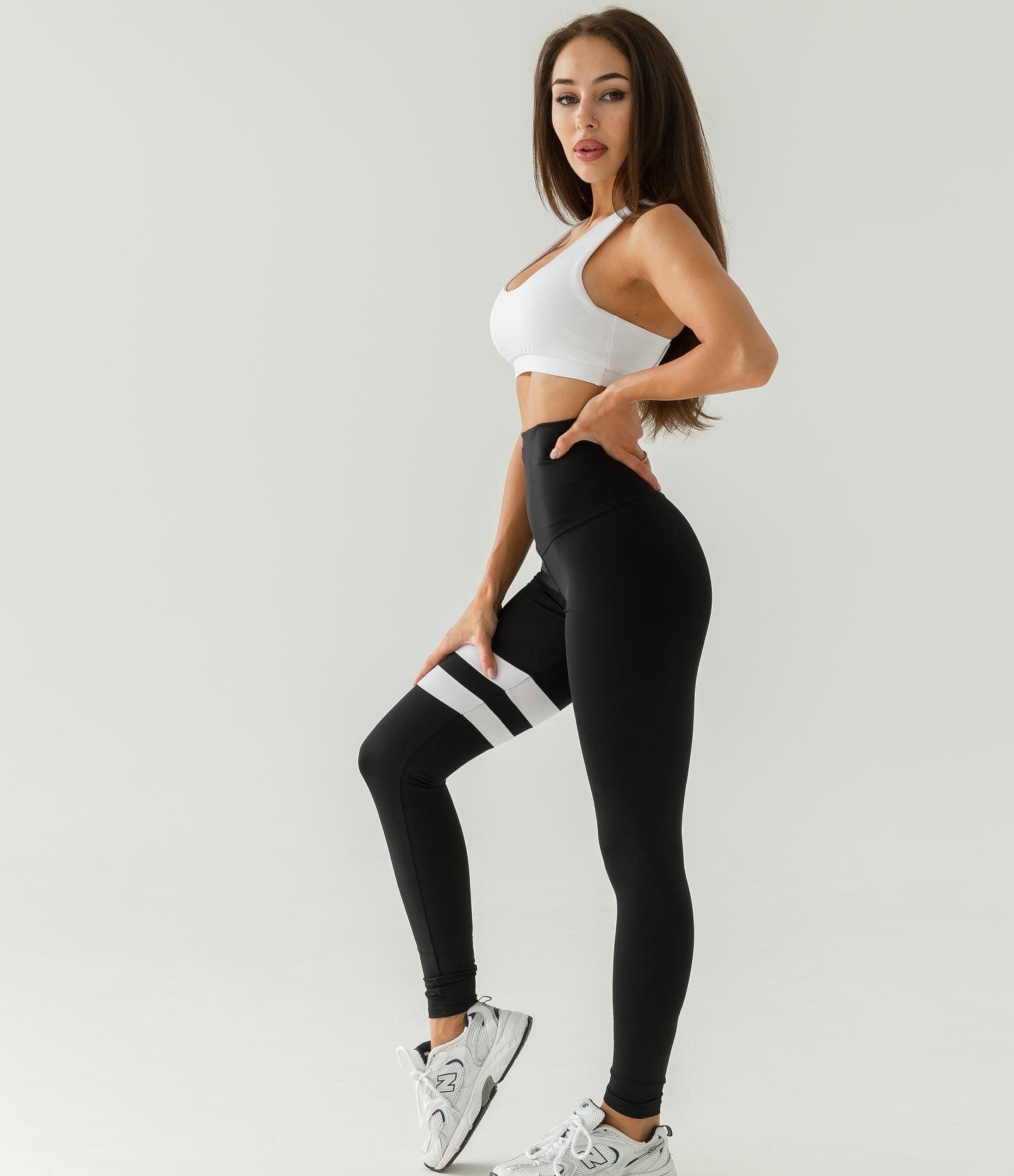 Galaxy Contrasting Stripe Ultra High Rise Leggings in Black