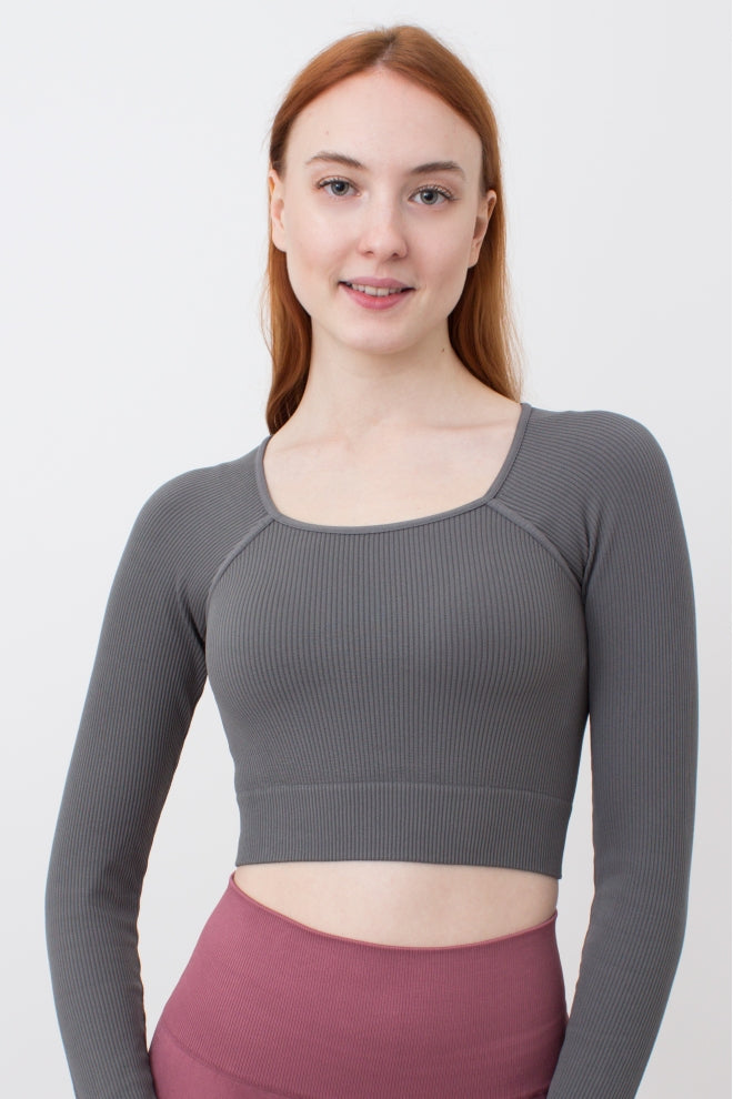 Seamless Ribbed Raglan Long Sleeve Crop Top in Dark Gray