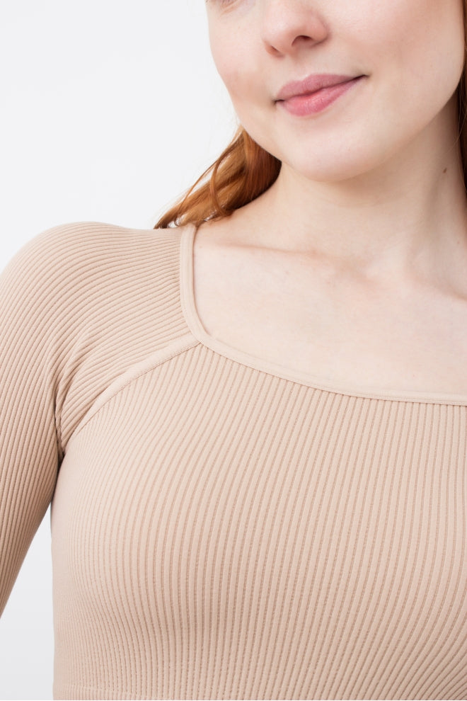 Seamless Ribbed Raglan Long Sleeve Crop Top in Beige