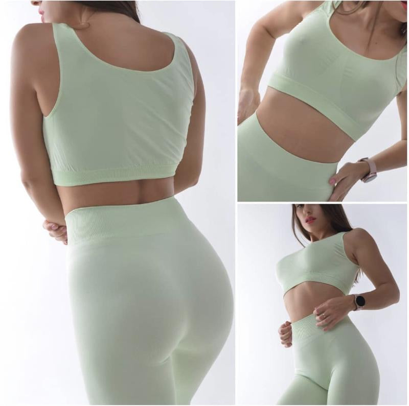Seamless Activewear Set: Bra & Leggings in Mint-Green