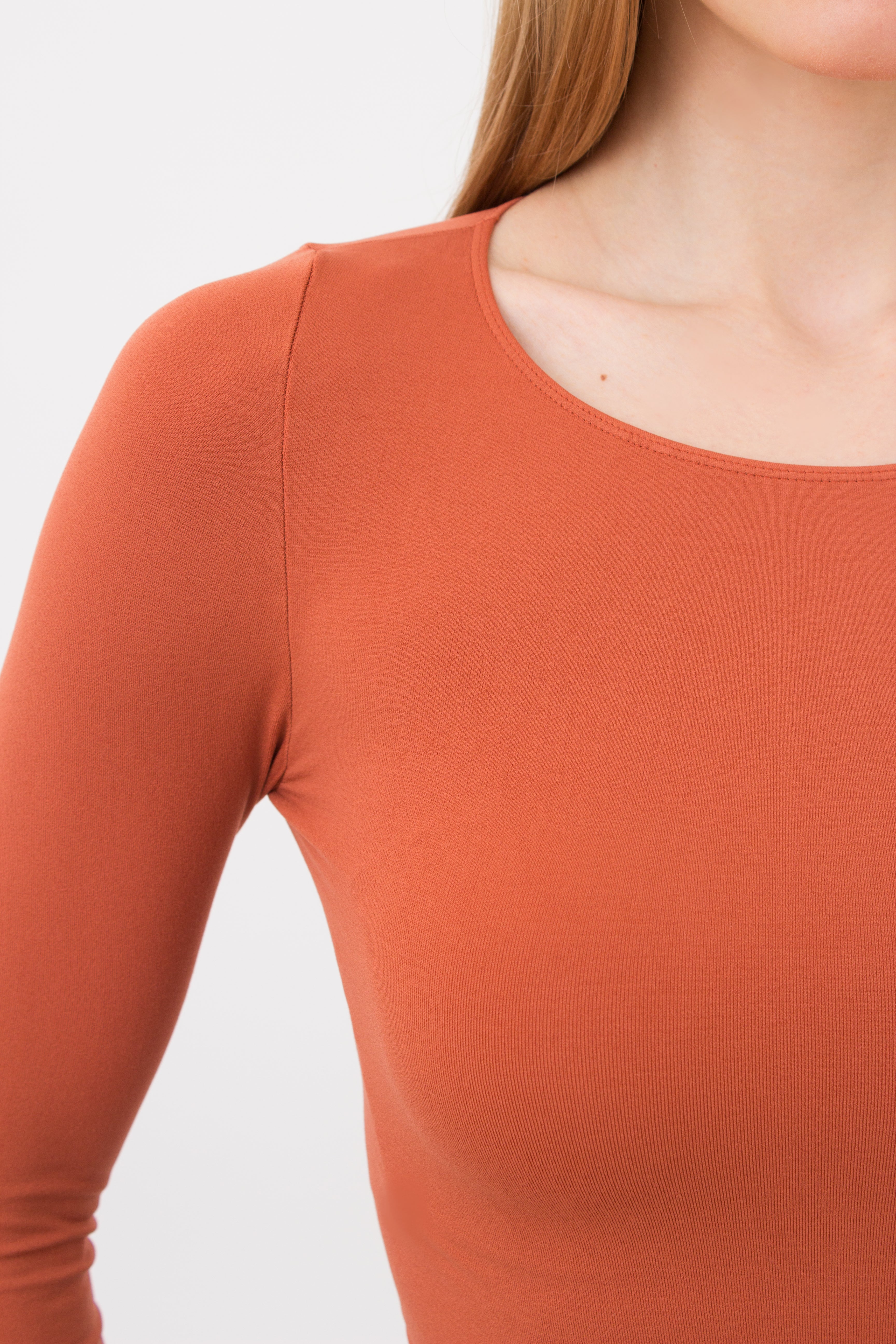 Seamless Cropped Long Sleeve Top in Deep Orange