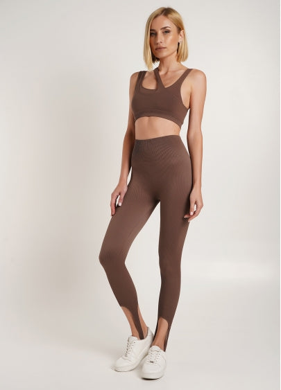 Seamless Stirrup Leggings in Chocolate