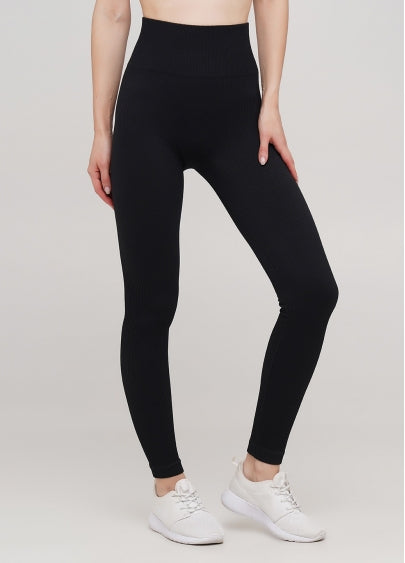 Seamless Ribbed Scrunch Leggings in Black