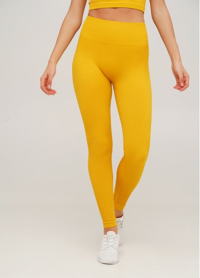 Seamless Ribbed Scrunch Leggings in Honey