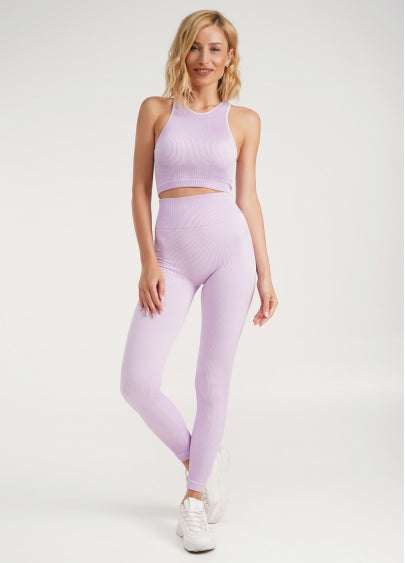 Seamless Ribbed Scrunch Leggings in Light Purple