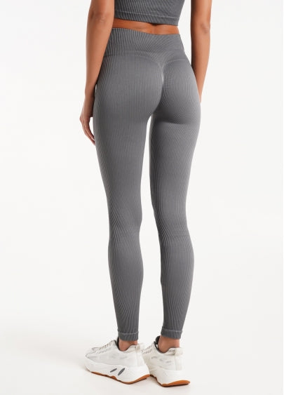 Seamless Ribbed Scrunch Leggings in Dark Gray