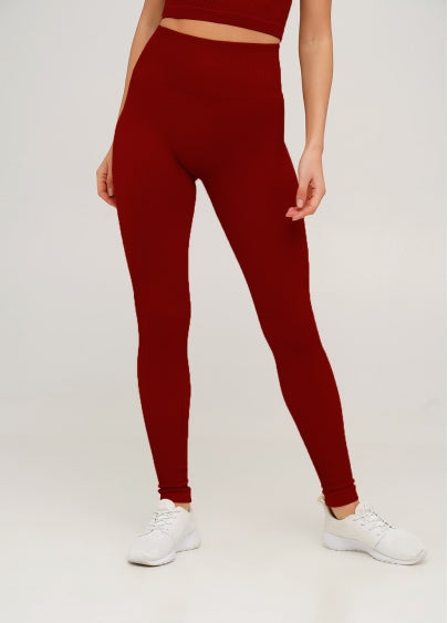 Seamless Ribbed Scrunch Leggings in Wine