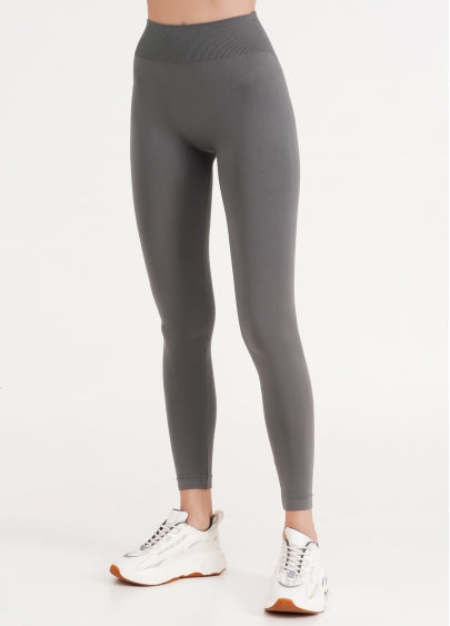 Seamless Scrunch Leggings in Dark Gray