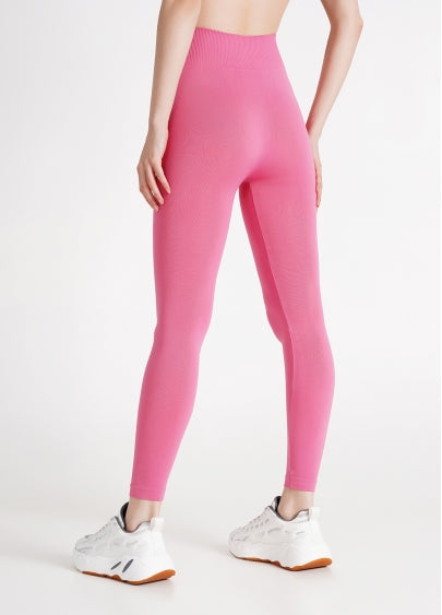 Seamless Mid Waist Leggings in Bubblegum