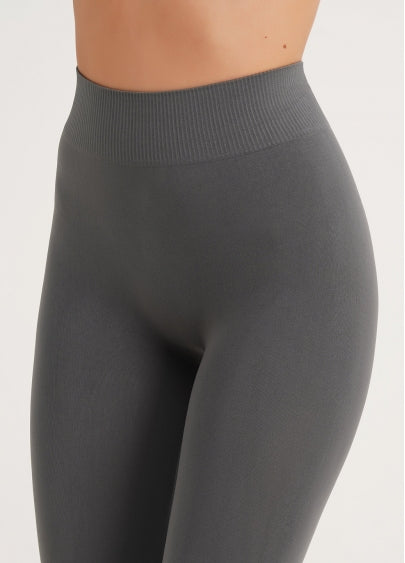 Seamless Mid Waist Leggings in Dark Gray