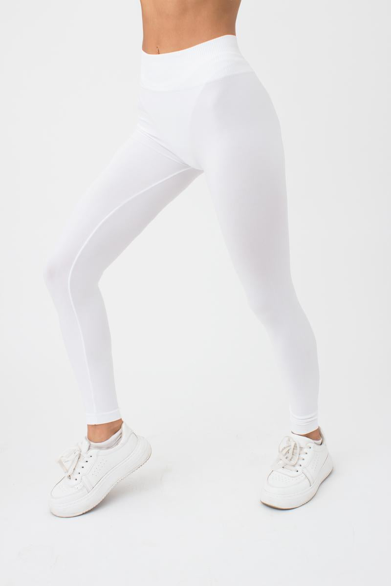 Seamless Mid Waist Leggings in White