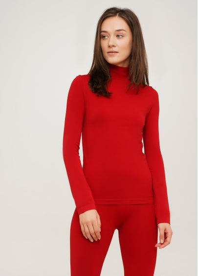 Seamless Turtleneck Long Sleeve Top in Wine