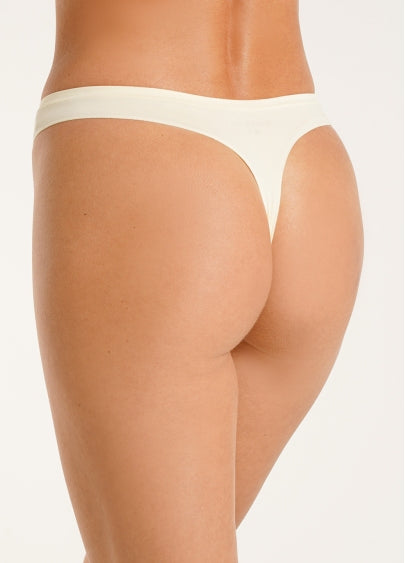 Seamless Thong Panty in Vanilla