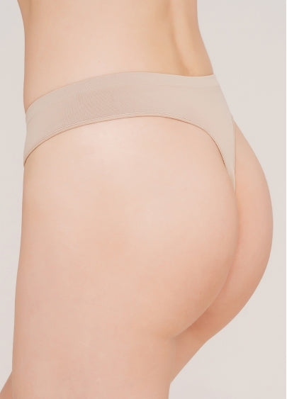 Seamless Thong Panty in Beige