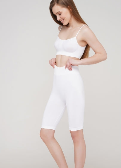 Seamless Above Knee Bike Shorts in White