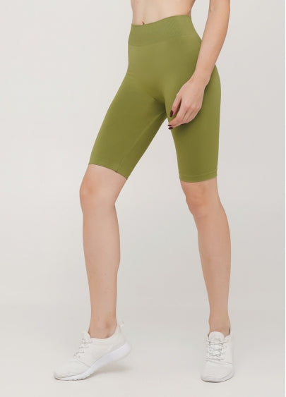 Seamless Above Knee Bike Shorts in Olive