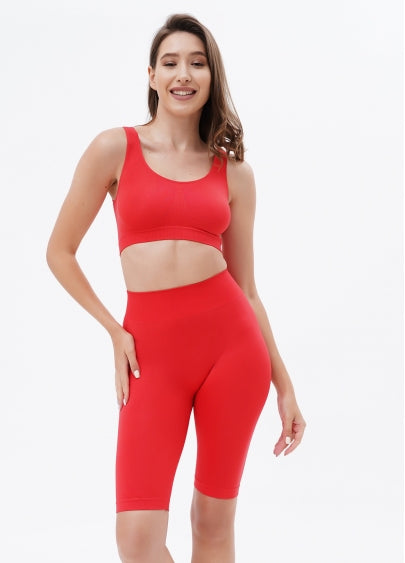 Seamless Above Knee Bike Shorts in Red