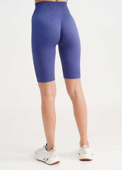 Seamless Ribbed Above Knee Scrunch Bike Shorts in Indigo