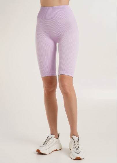 Seamless Ribbed Above Knee Bike Shorts in Light Purple