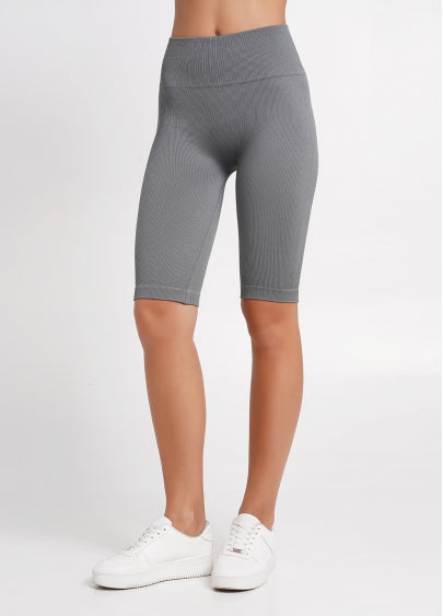 Seamless Ribbed Above Knee Bike Shorts in Dark Gray