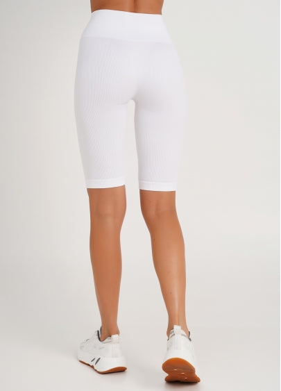 Seamless Ribbed Above Knee Bike Shorts in White