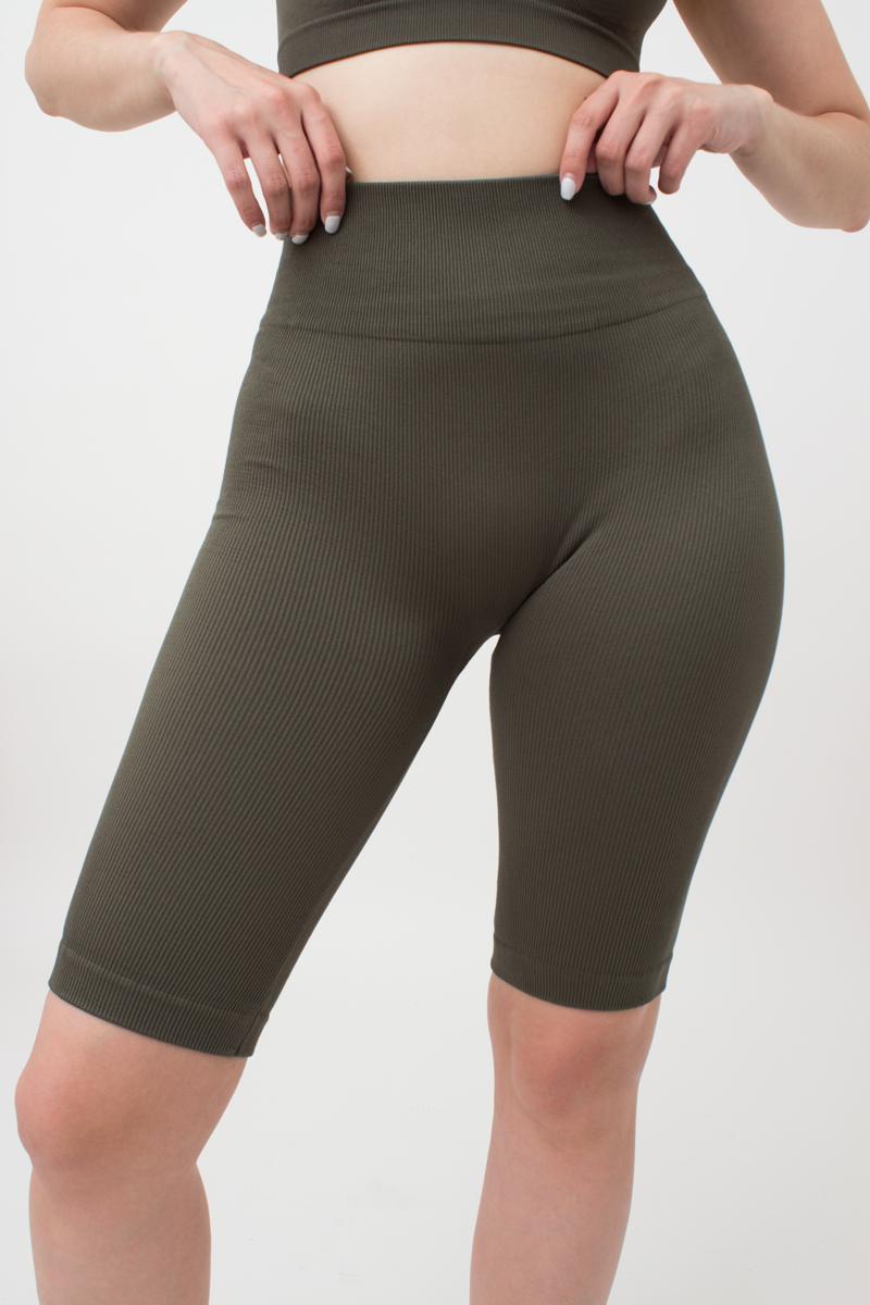 Seamless Ribbed Above Knee Bike Shorts in Khaki