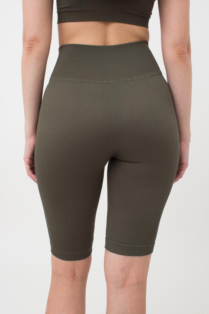 Seamless Ribbed Above Knee Bike Shorts in Khaki