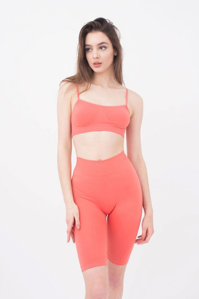 Seamless Above Knee Bike Shorts in Coral