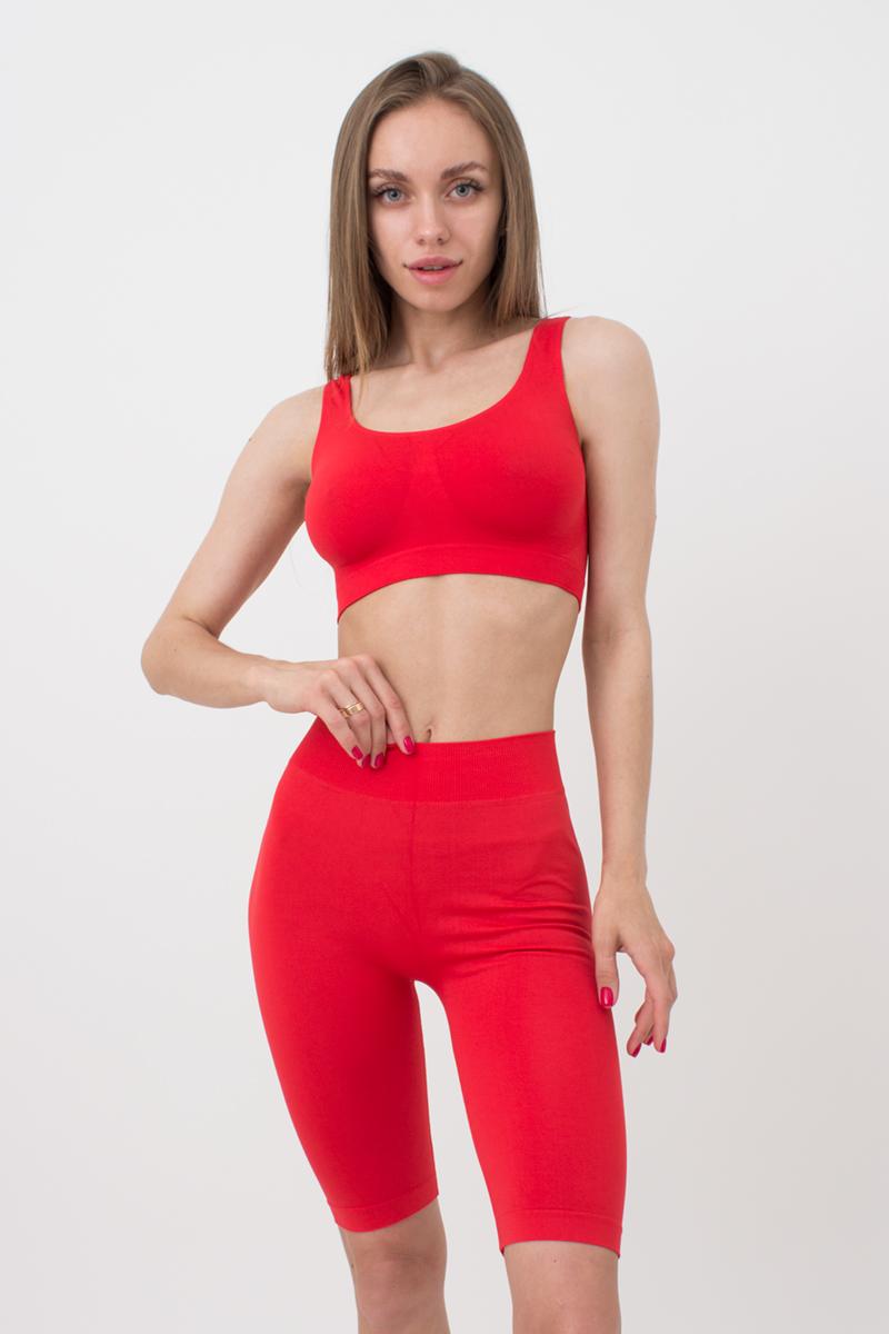 Seamless Above Knee Bike Shorts in Red