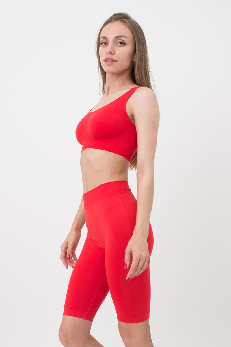 Seamless Above Knee Bike Shorts in Red