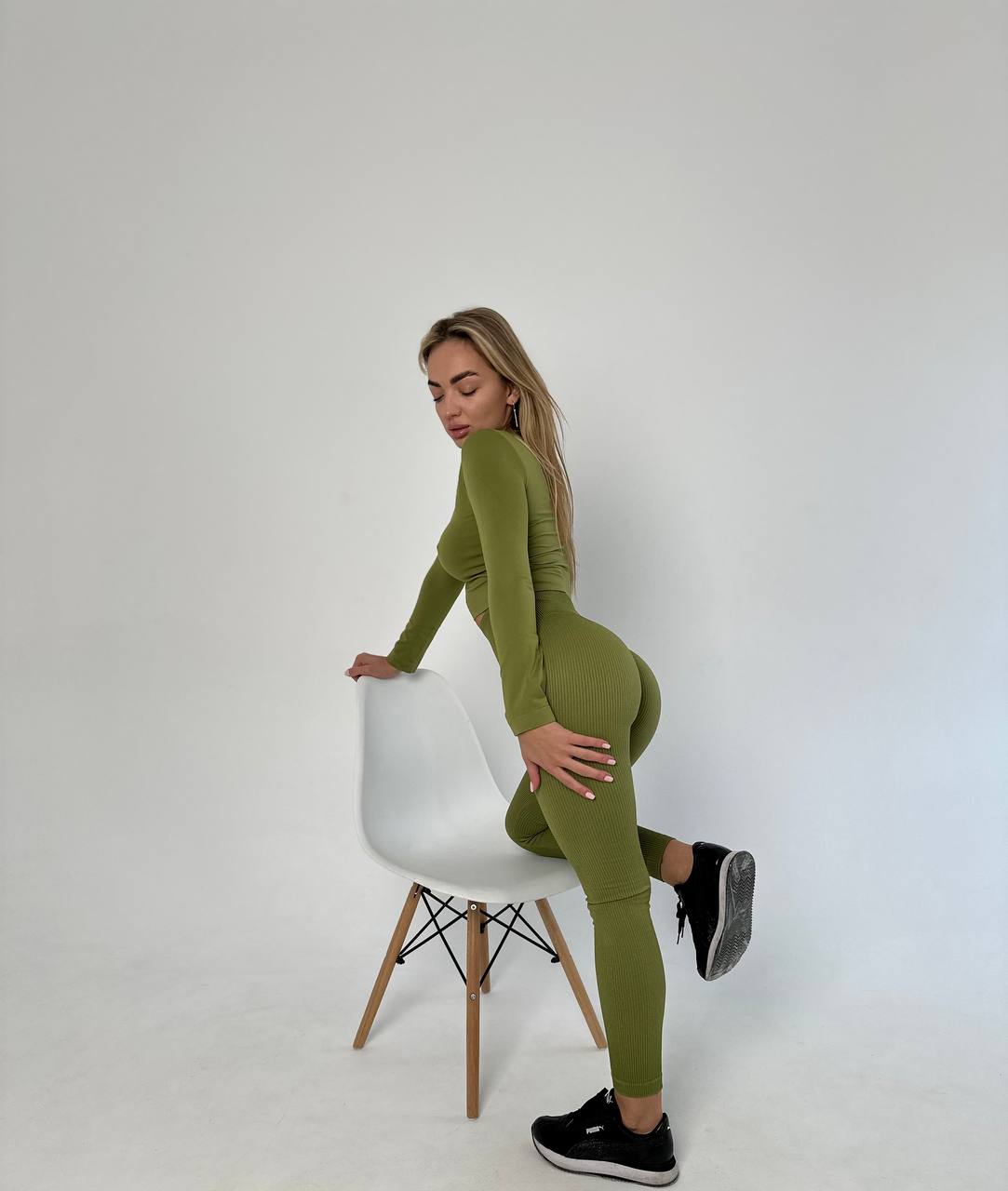 Seamless Ribbed Scrunch Leggings in Meadow