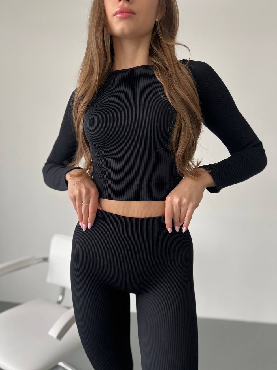 Seamless Ribbed Scrunch Leggings in Black