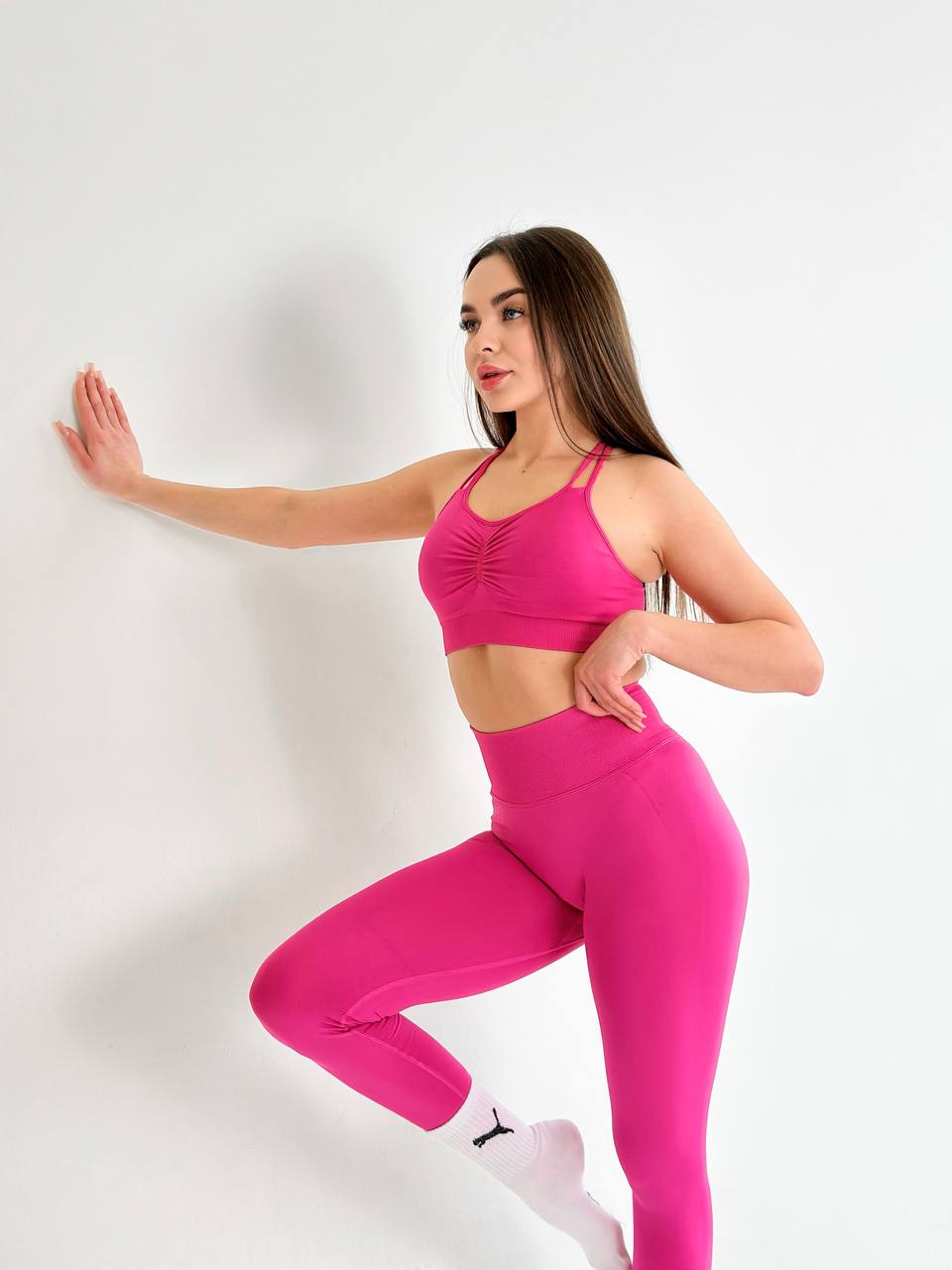 Seamless Scrunch Leggings in Fuchsia