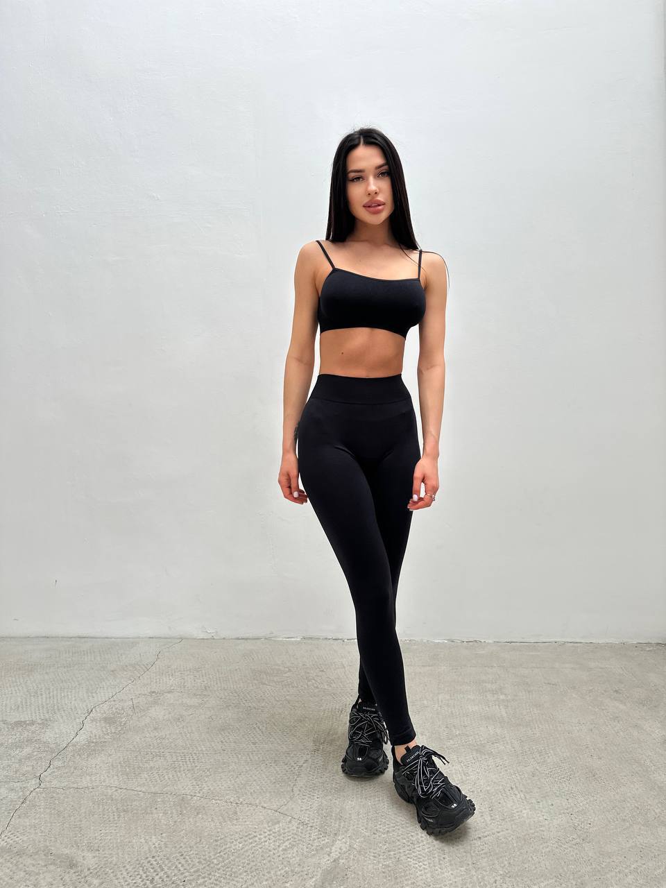 Seamless High Waist Leggings in Black