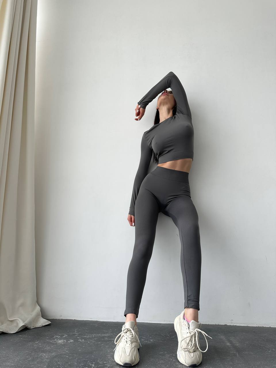 Seamless High Waist Leggings in Dark Gray