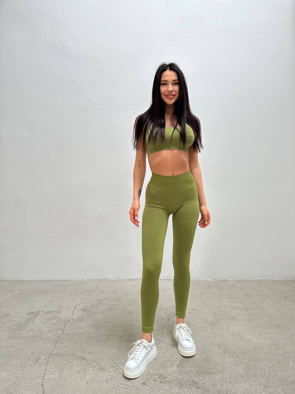 Seamless High Waist Leggings in Olive