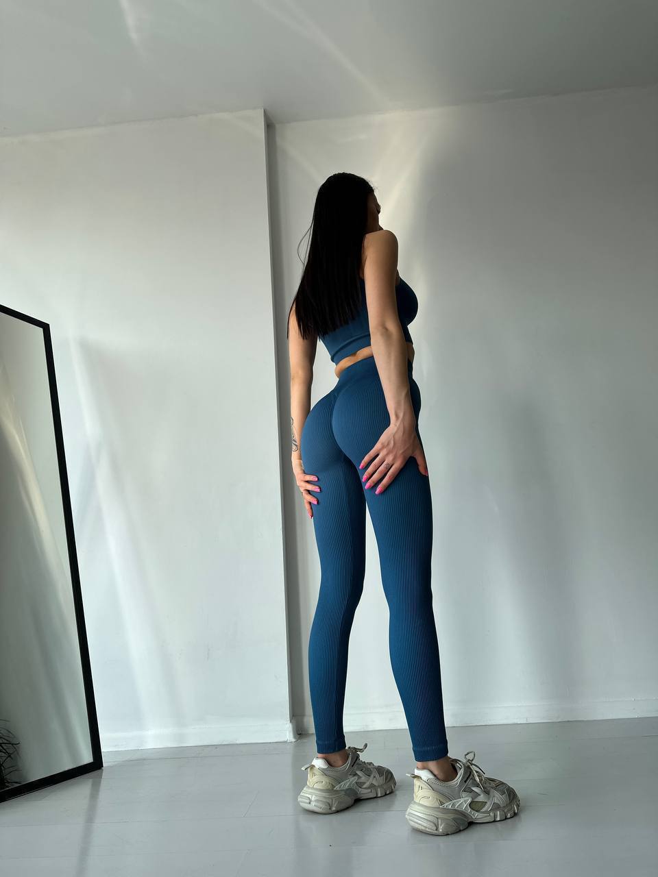 Seamless Ribbed Scrunch Leggings in Slate Blue