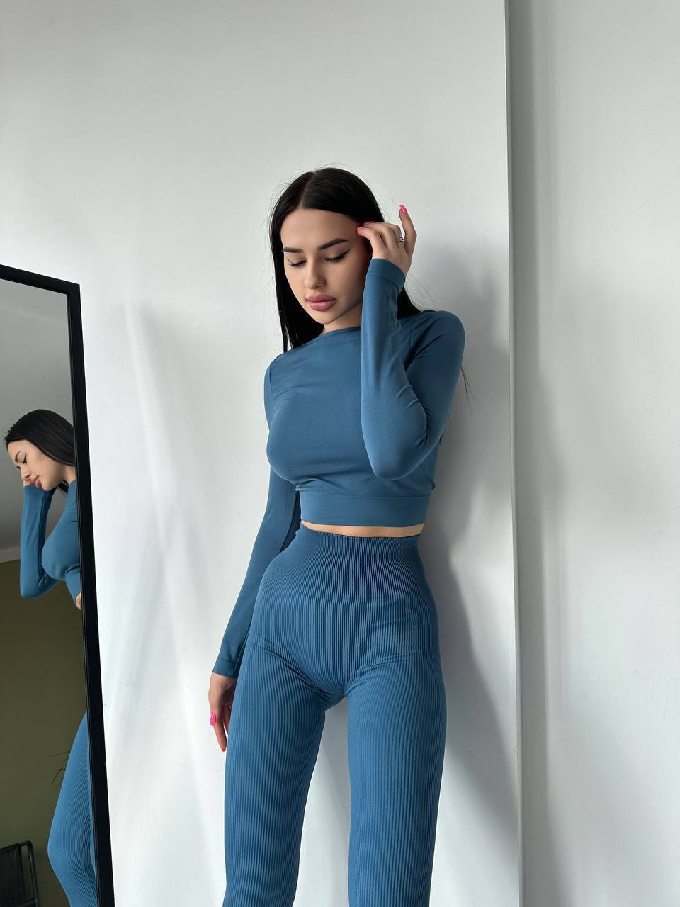 Seamless Cropped Long Sleeve Top in Blue