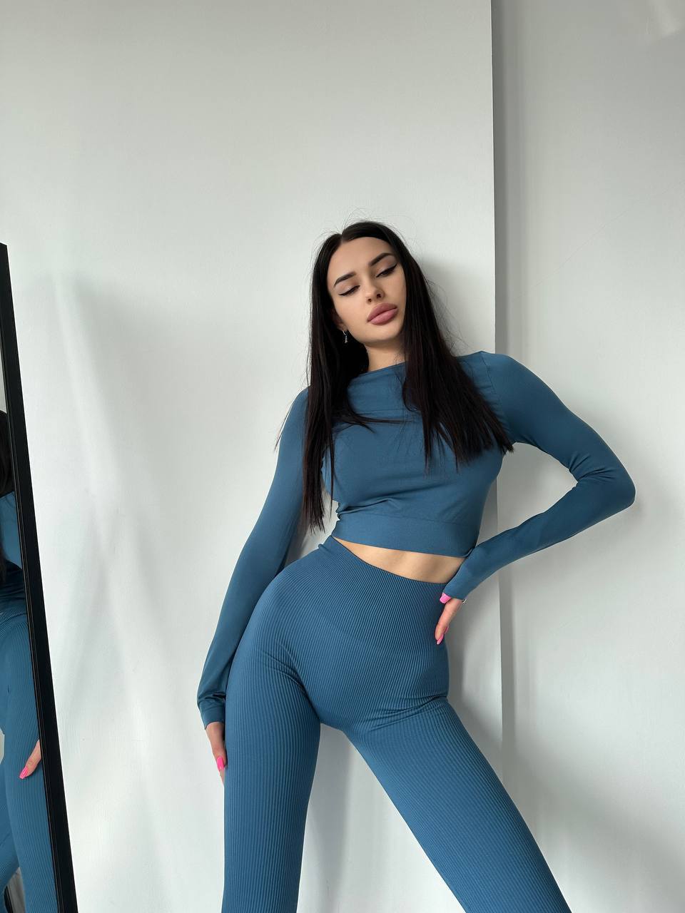 Seamless Cropped Long Sleeve Top in Blue