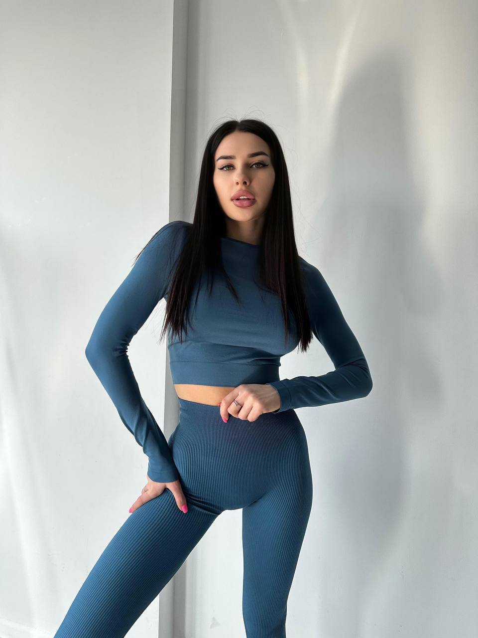 Seamless Cropped Long Sleeve Top in Blue