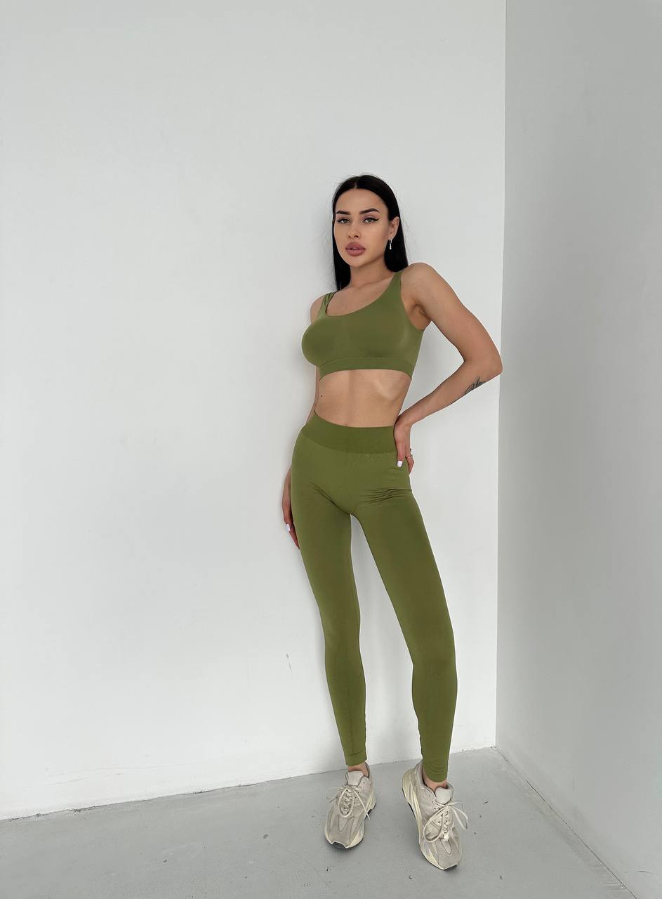 Seamless Wellness Bra in Olive