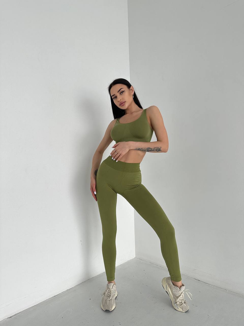 Seamless Wellness Bra in Olive