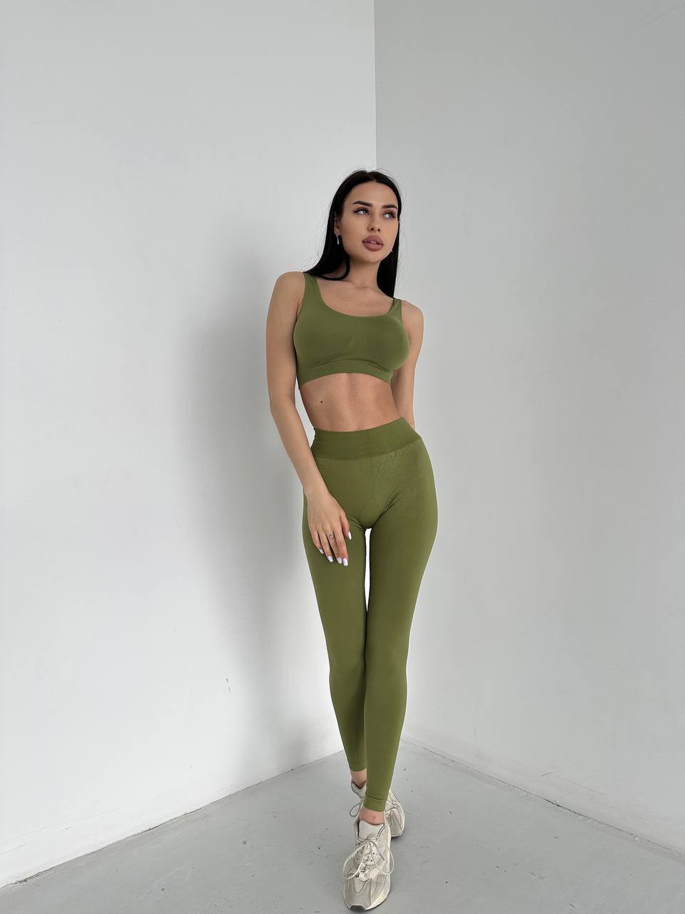 Seamless Wellness Bra in Olive