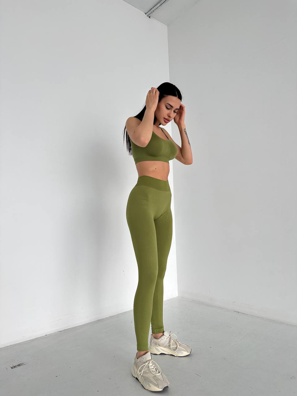 Seamless Wellness Bra in Olive