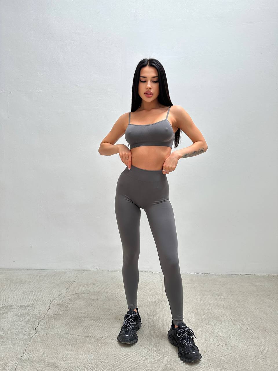 Seamless Cami Bra in Dark Gray