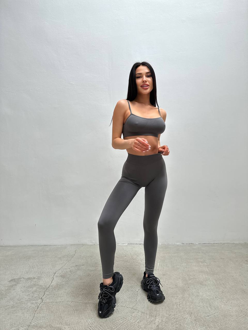 Seamless Cami Bra in Dark Gray