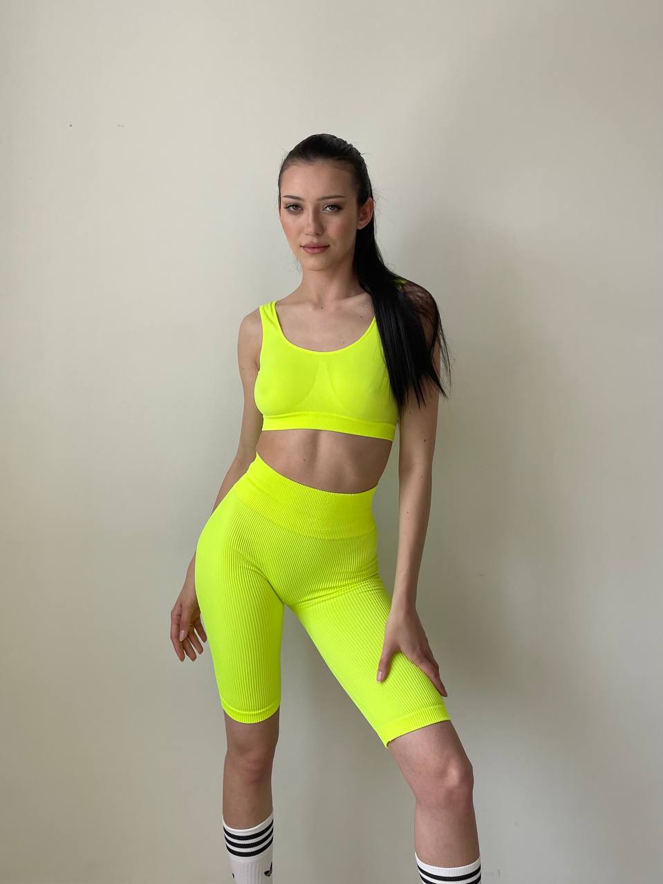 Seamless Wellness Bra in Neon Yellow